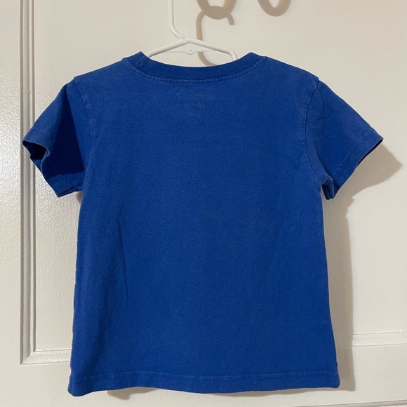 2011 Cars 2 lightning McQueen shirt 4t - Picture 2 of 6